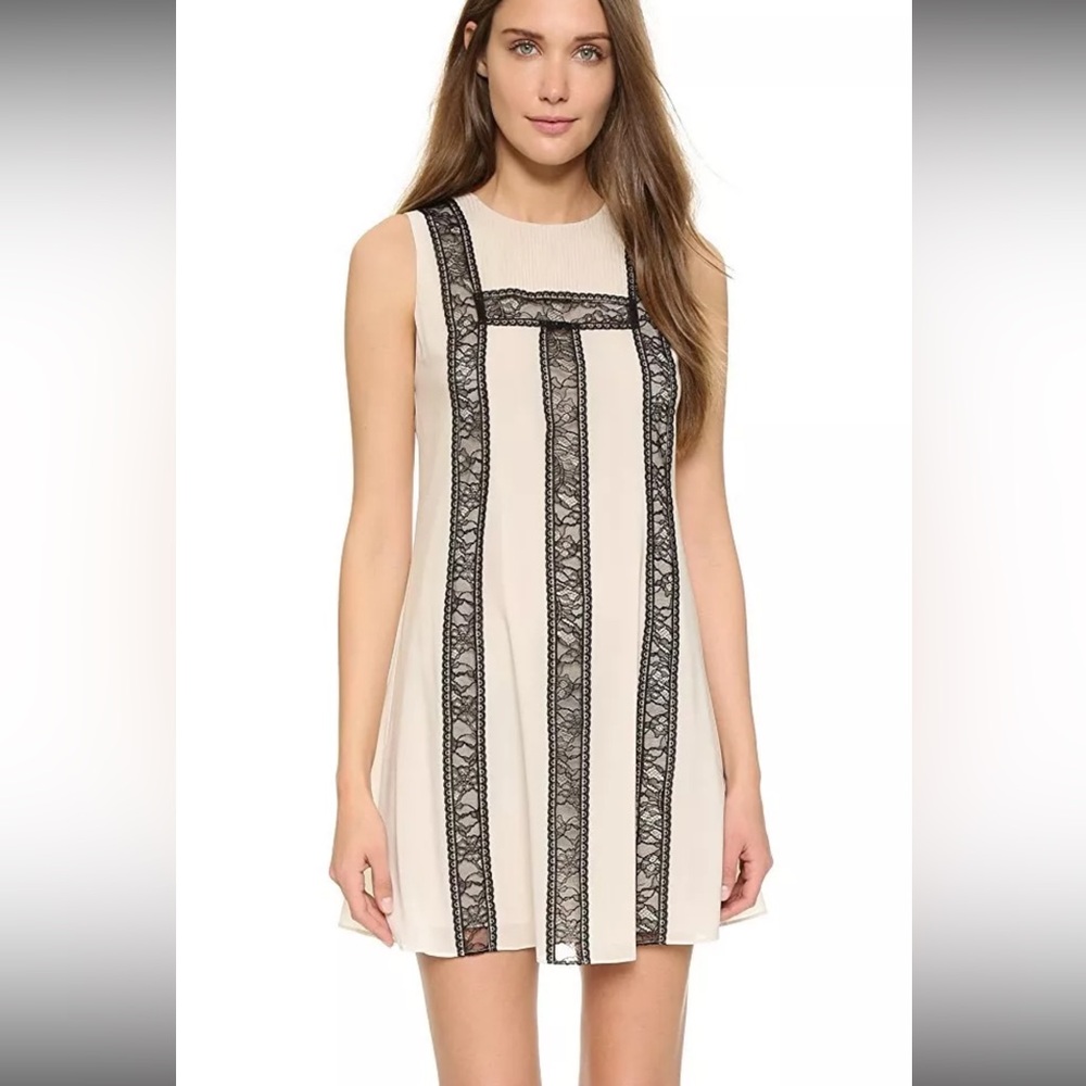 Alice + Olivia Edwina Dress